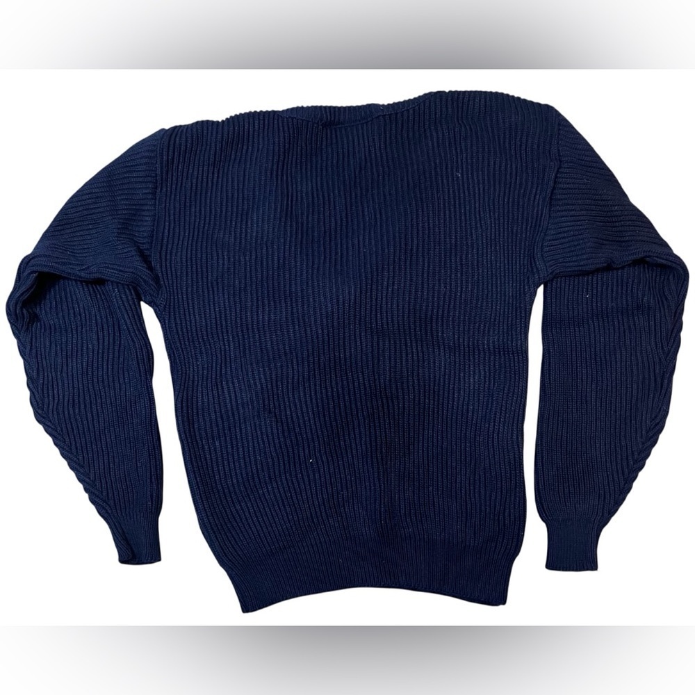 Vintage 70s Etienne Aigner Women's size Small Navy Blue V-Neck Sweater  USA - Picture 3 of 7